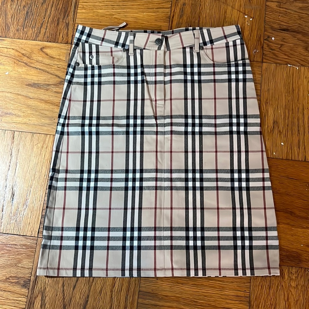 Burberry plaid skirt 6